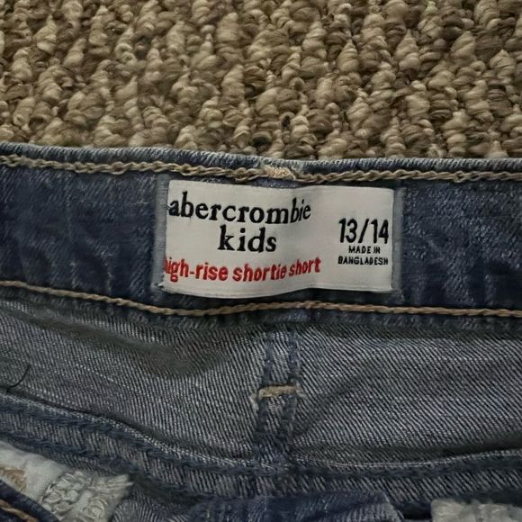 Abercrombie Kids shorts, size 13/14 - Picture 3 of 3